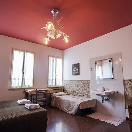 Hotel Locanda Ca' Foscari Venice Exterior photo